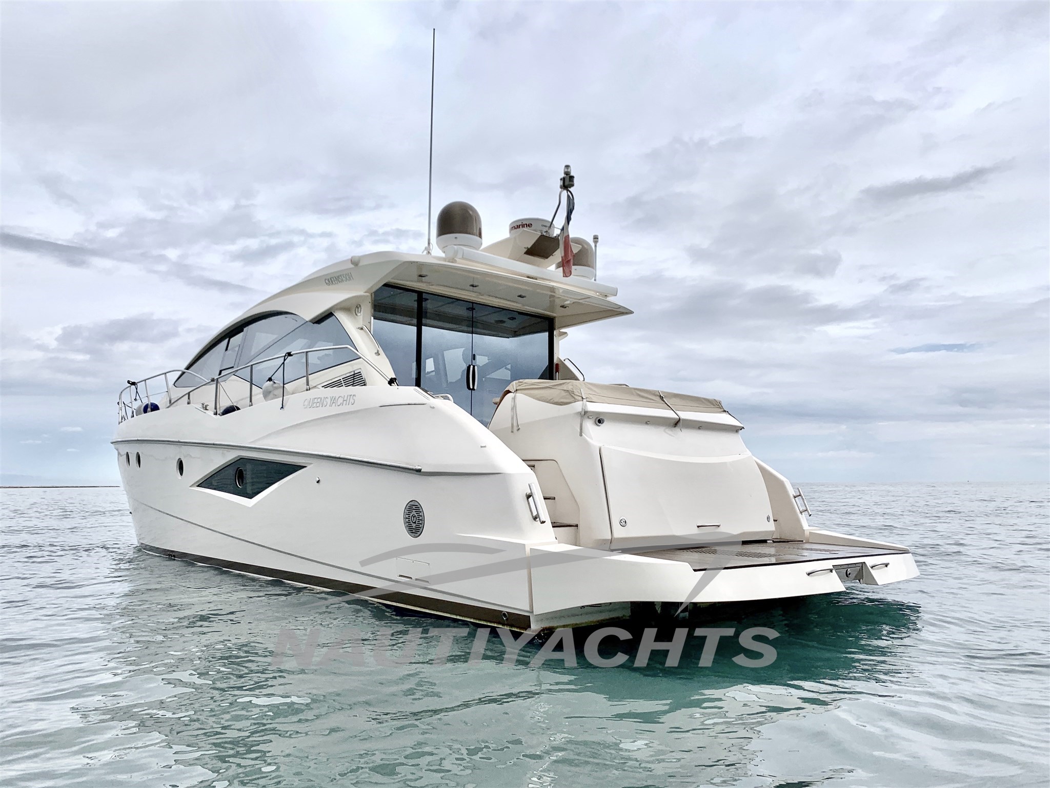 slider 1 Queens Yachts  50 HT